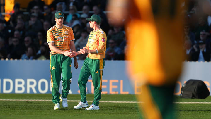 Derbyshire Falcons v Notts Outlaws