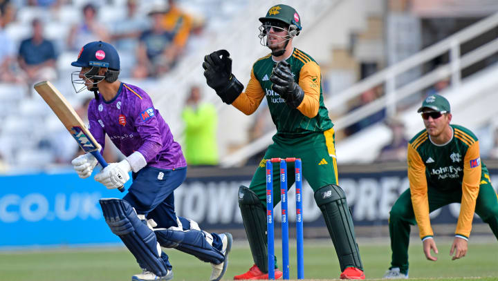 Outlaws v Essex in the Metro Bank One Day Cup