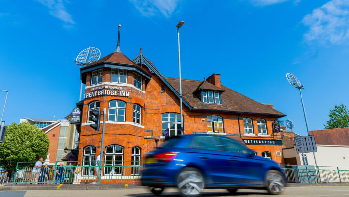 Travel to Trent Bridge