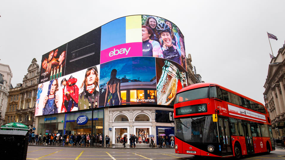 Piccadilly Circus