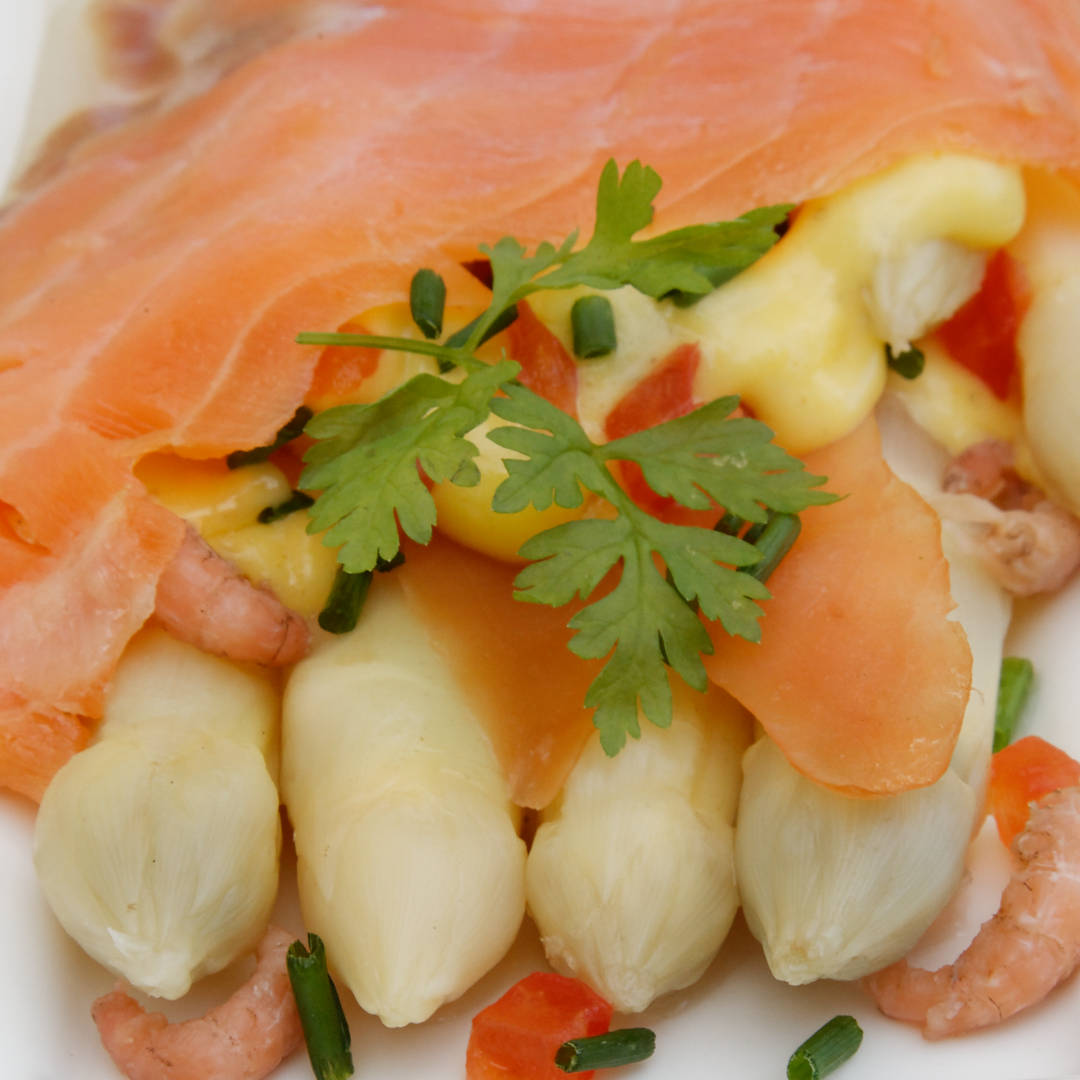 1080px-Asperges + zalm-IMG_5672_DxO