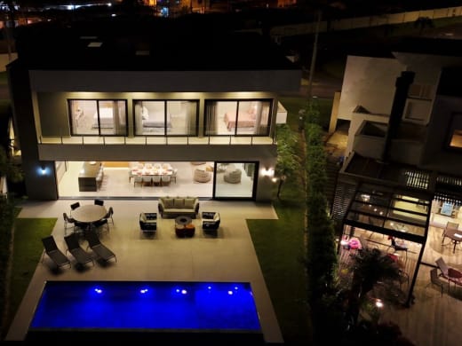 Foto 2 de Casa em Condomínio no Enseada