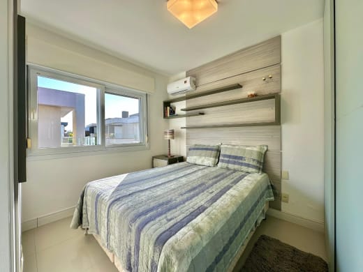 Foto 9 de Casa em Condomínio no Playa Vista