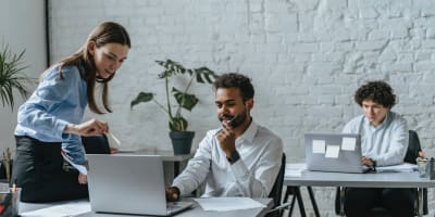 Meilleur site de domiciliation en ligne : Notre étude 2025