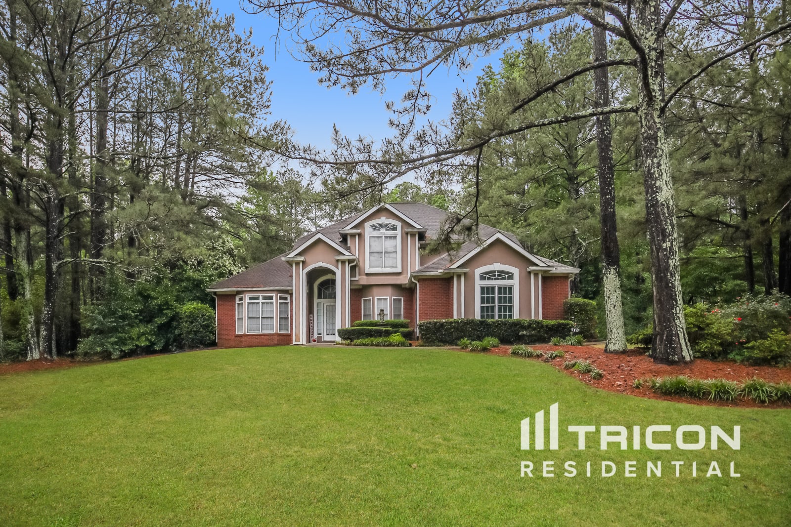 112 Falling Waters Drive Lake Spivey GA