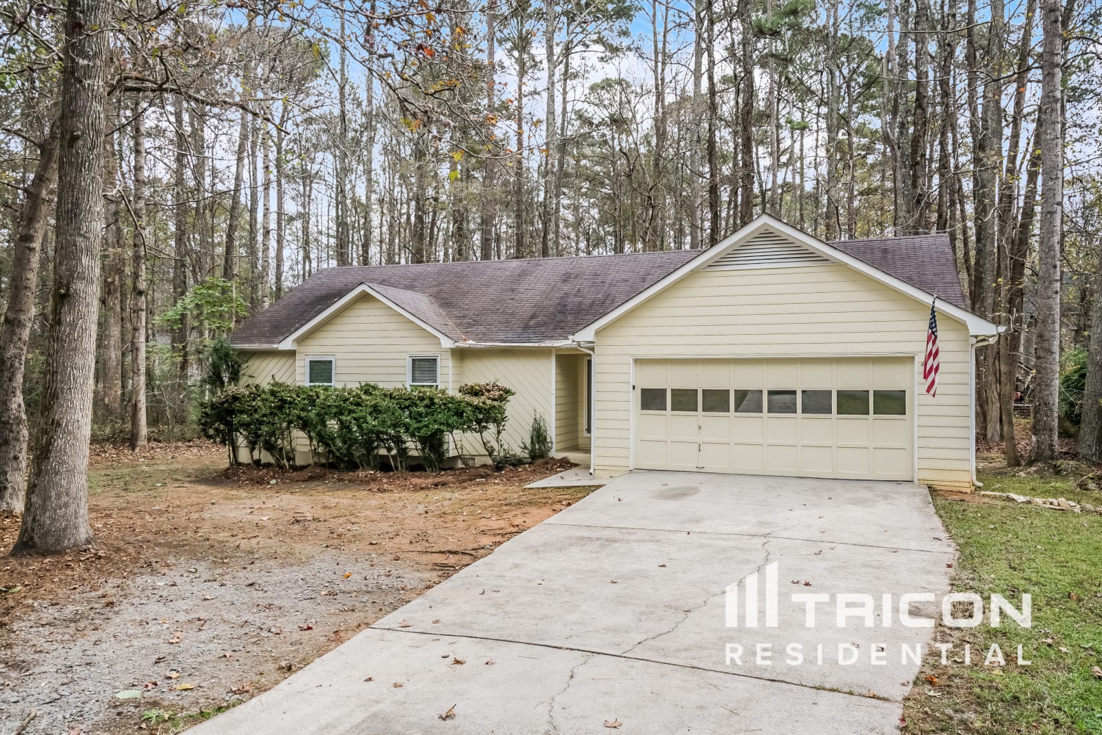 1221 Lakeview Pkwy Villa Rica GA