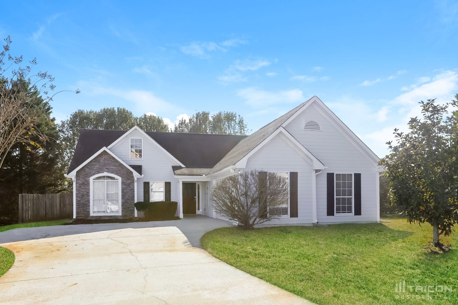 130 N Greenfield Circle Covington GA