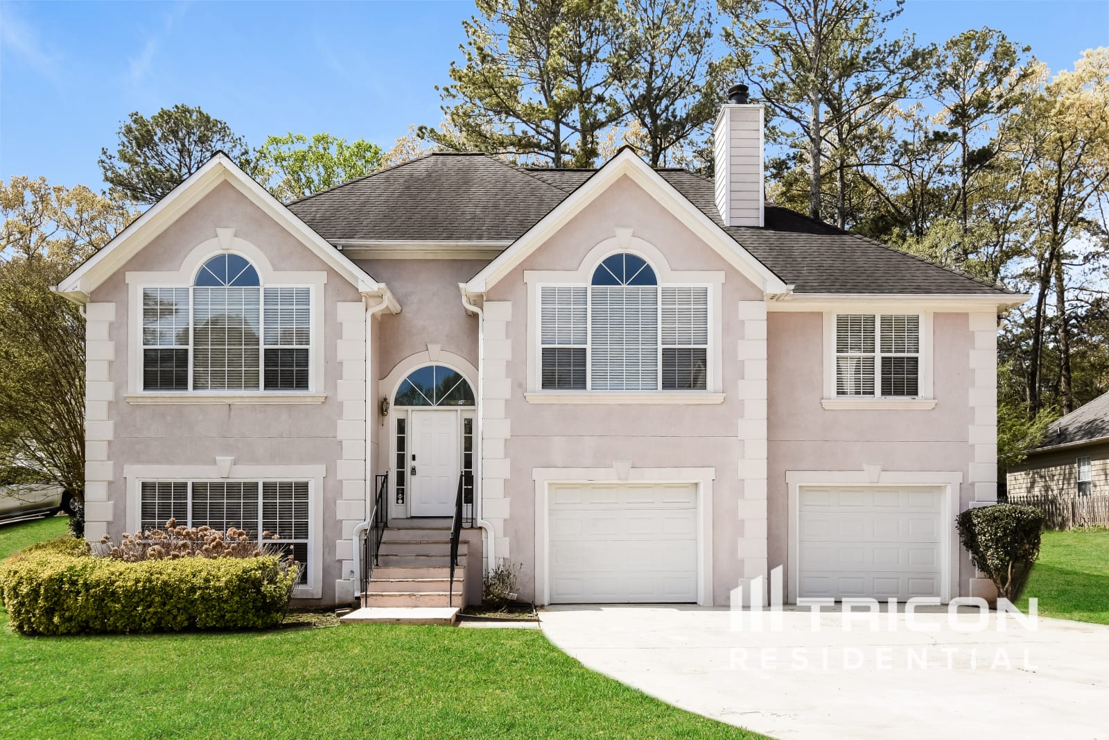 1384 Claredon Dr NW Lawrenceville GA