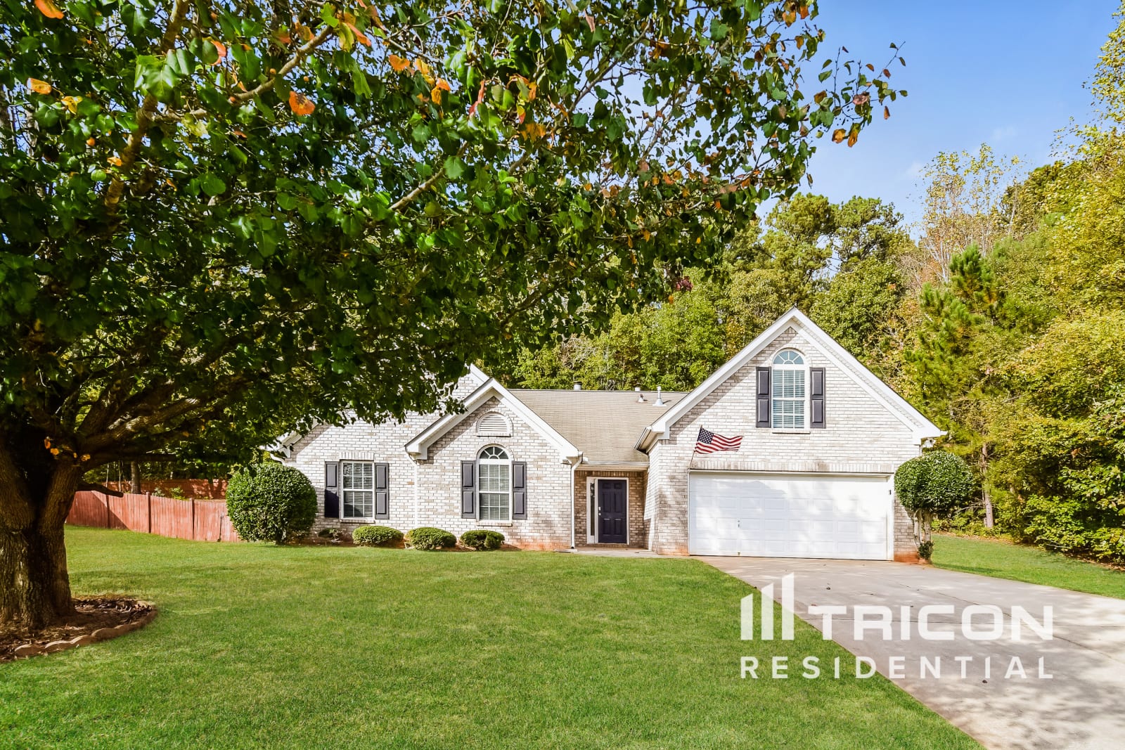 147 Peachtree Glen Drive Ellenwood GA