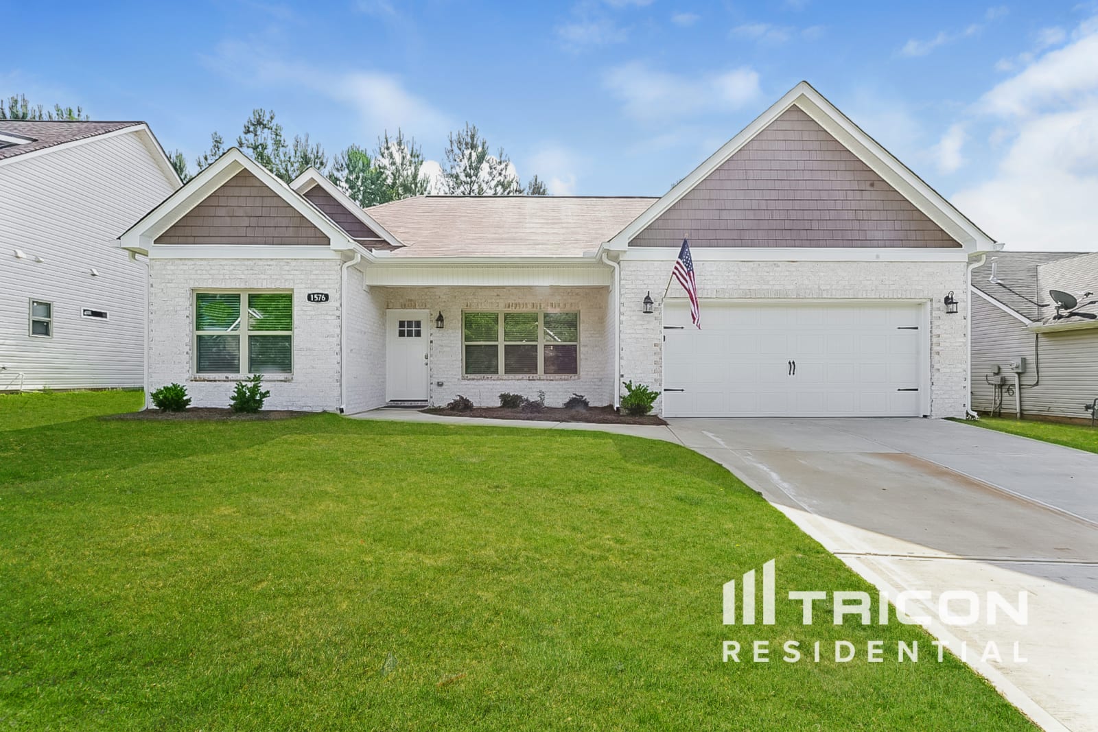 1576 Queen Elizabeth Drive Locust Grove GA