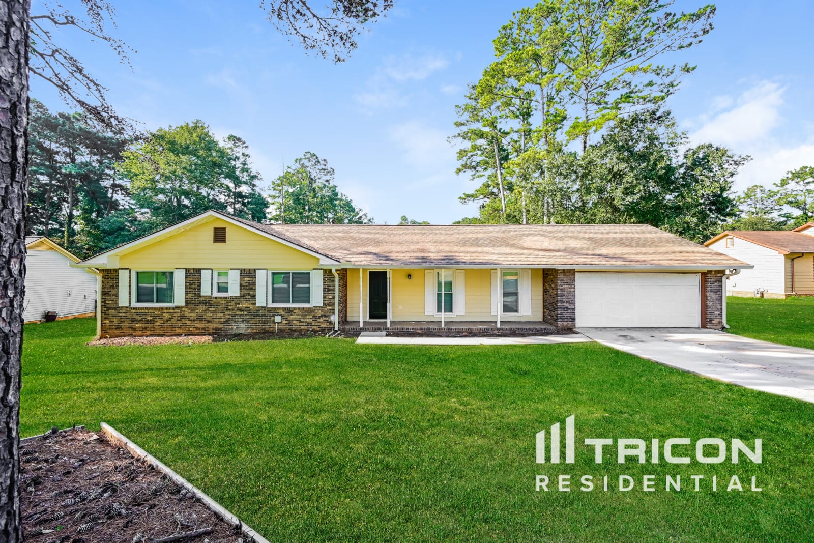 166 Hill Ln Ellenwood GA