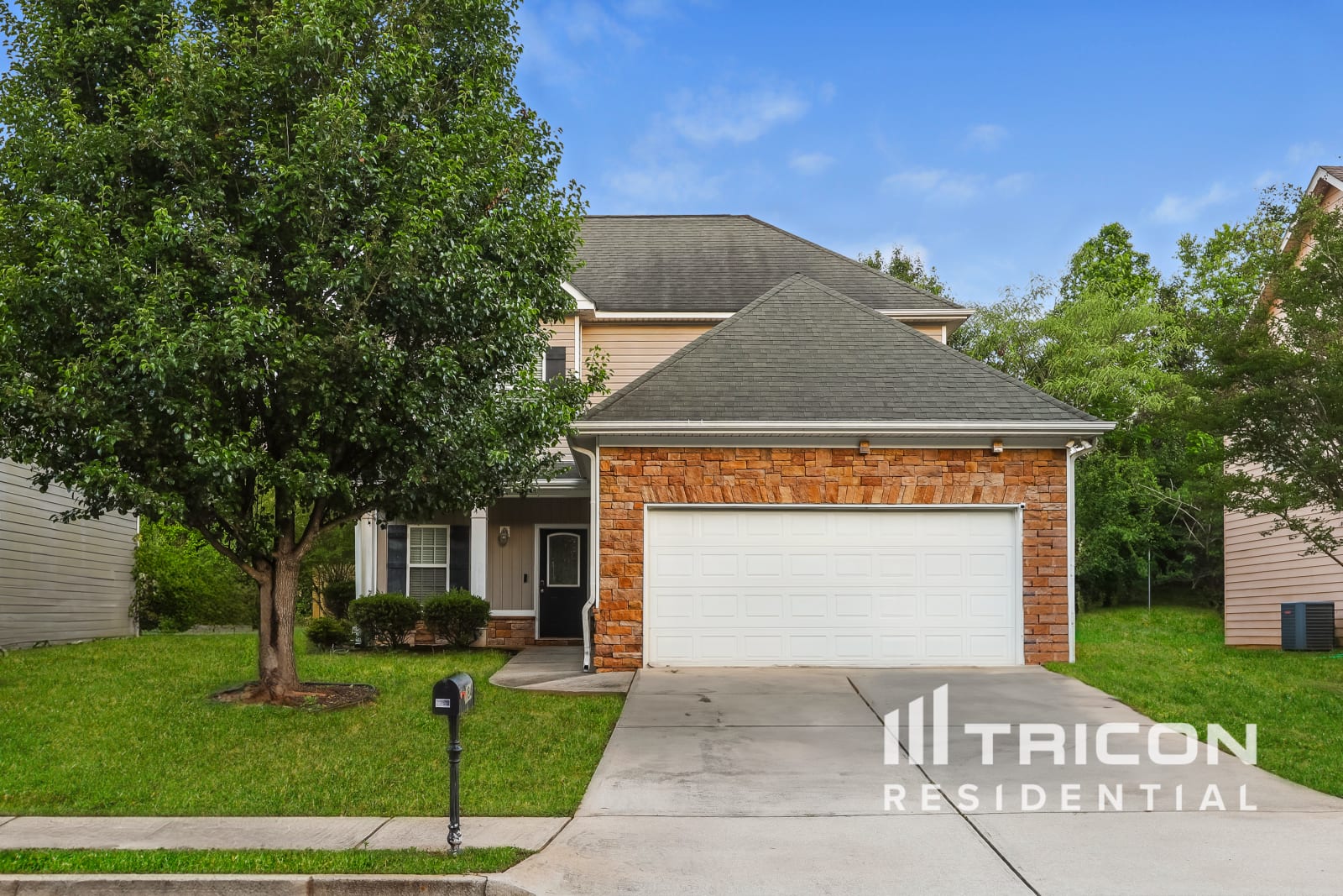 184 Village Park Dr Newnan GA