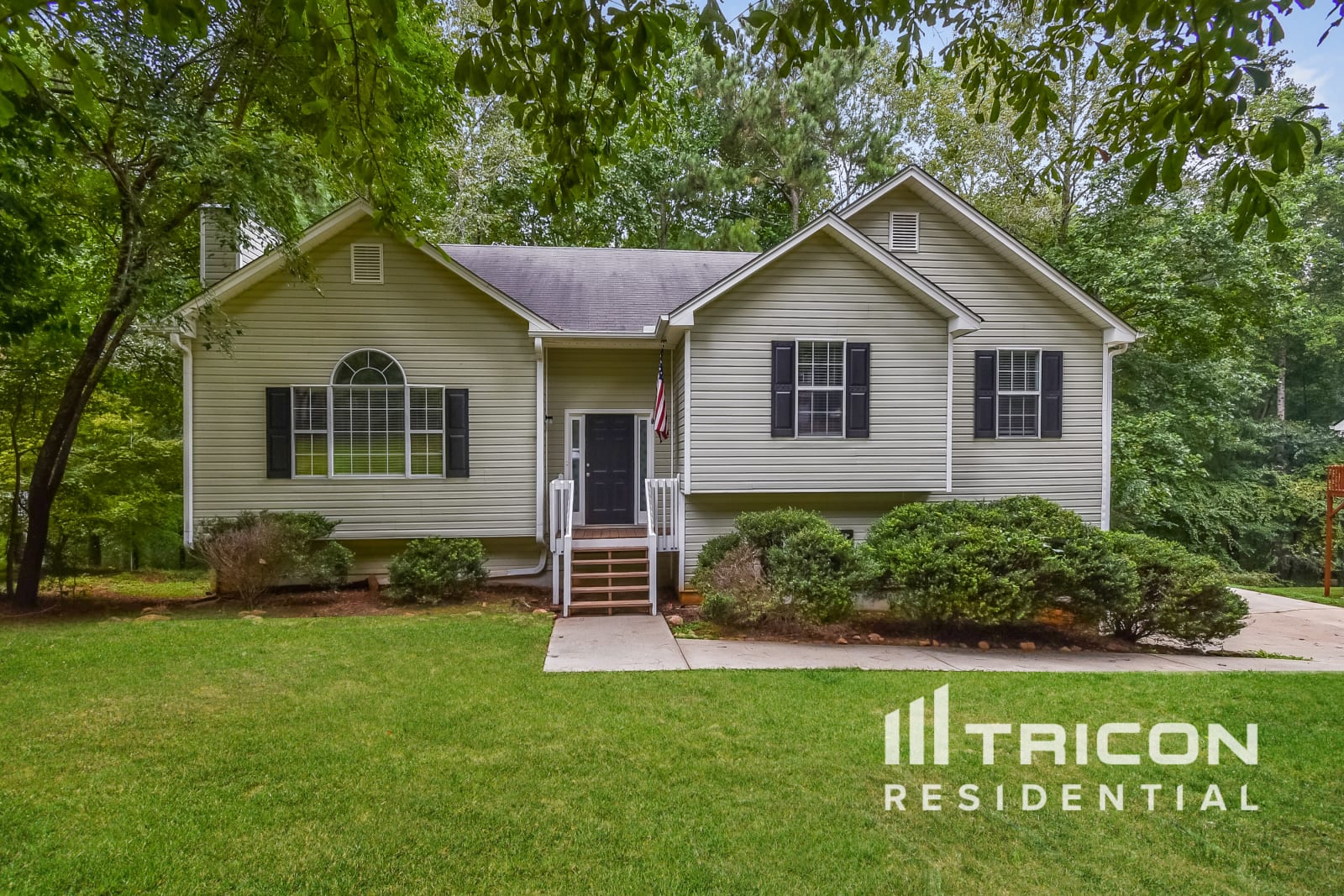 208 Lost Lake Way Villa Rica GA