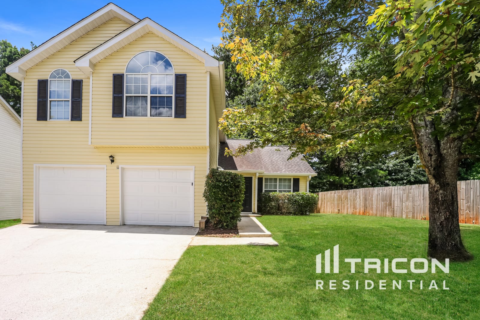 2421 Rambling Way Lithonia GA