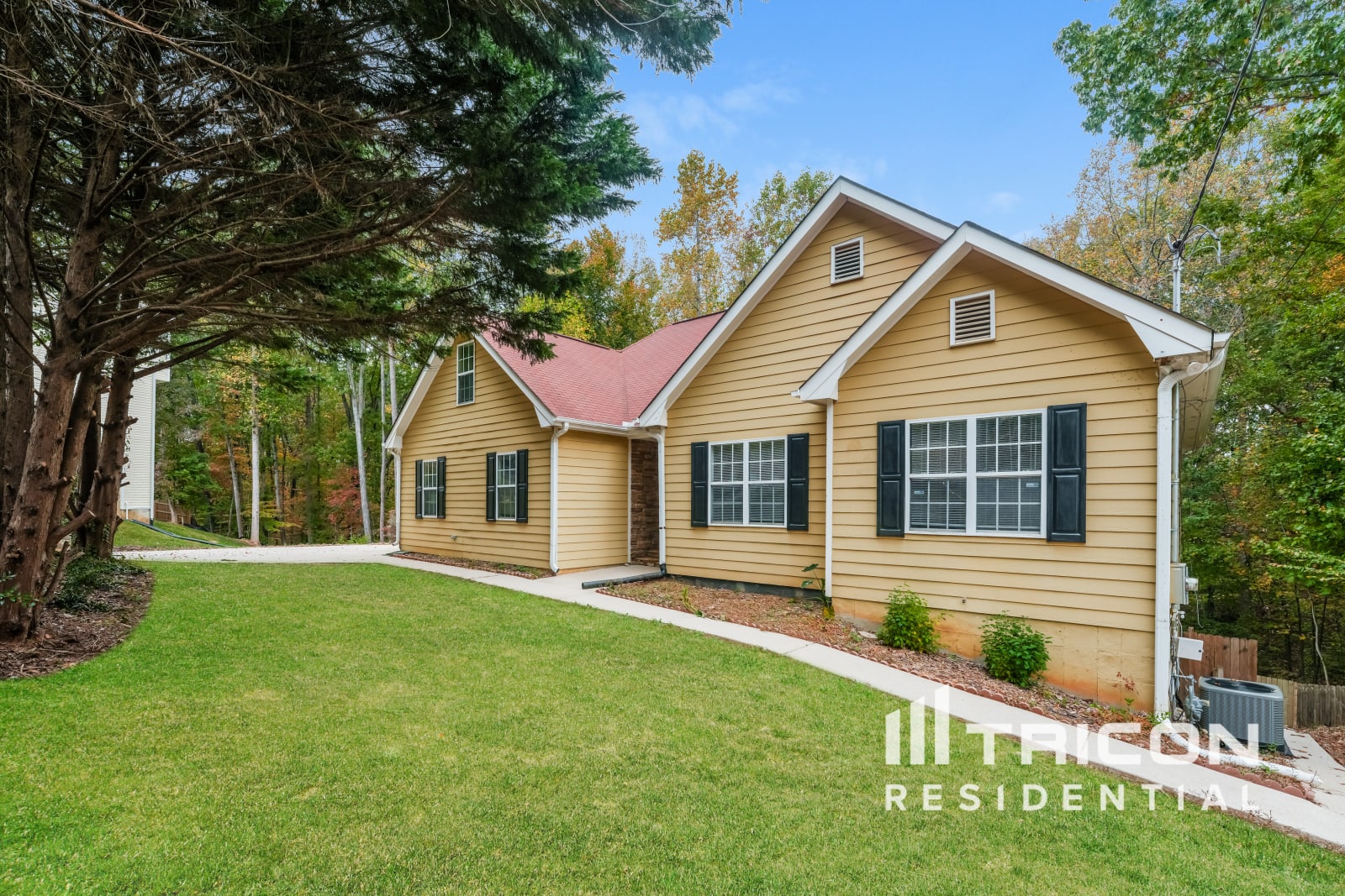 2716 King Arthur Court Buford GA