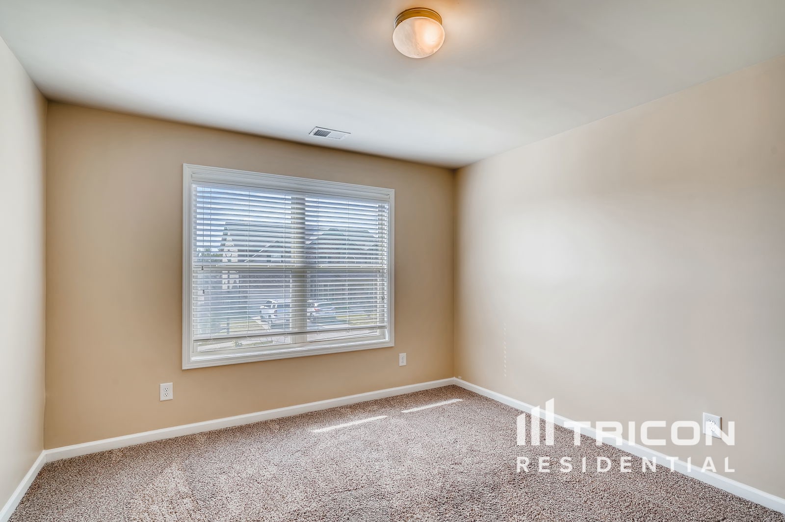 2737 NE Cove View Court Dacula GA