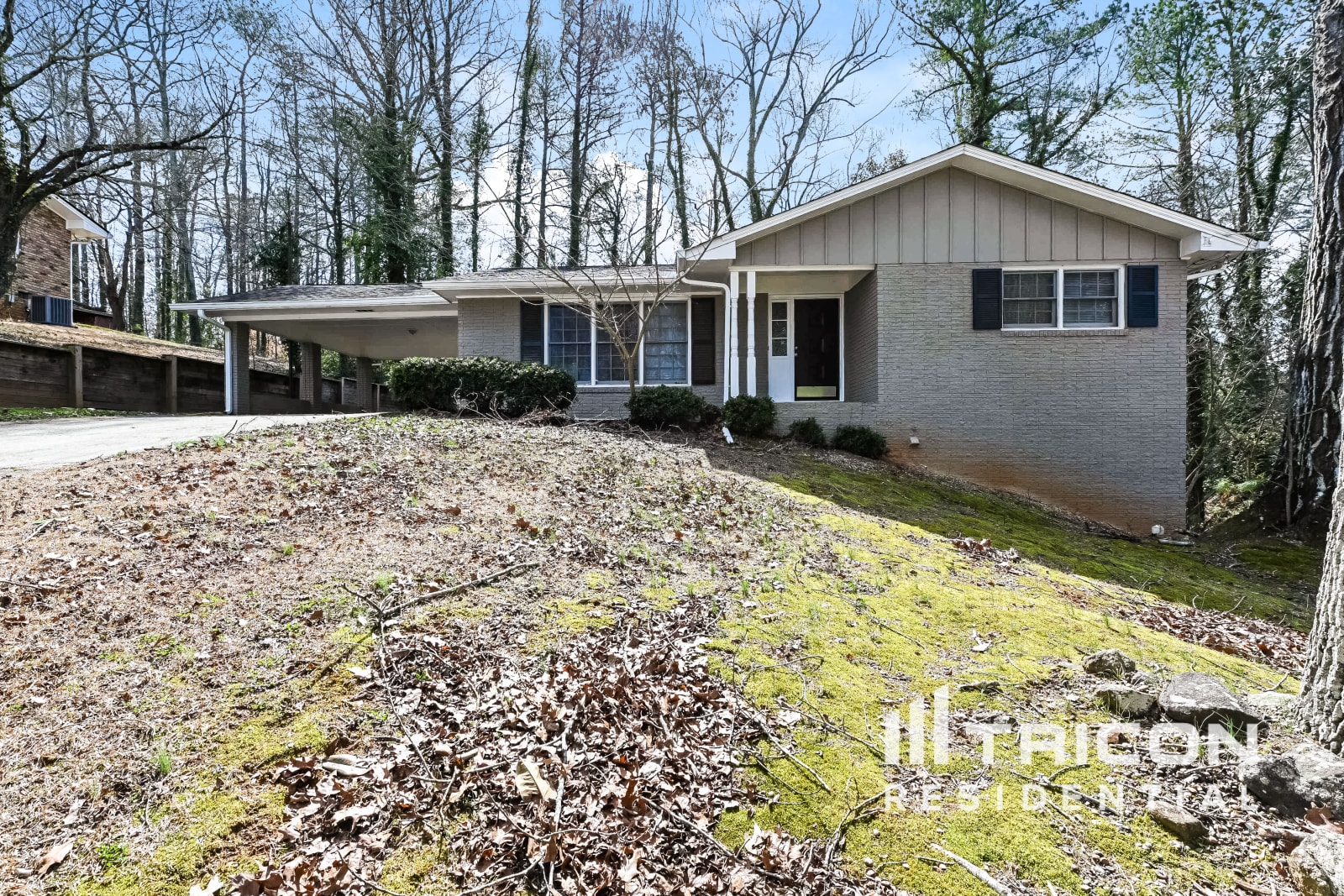 2878 Blossom Lane East Point GA