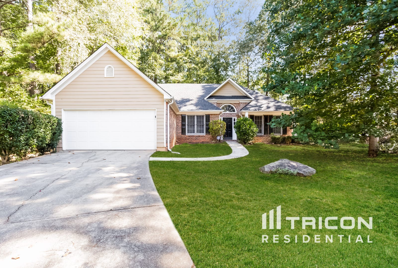 3252 Poplar Ridge Court Rex GA