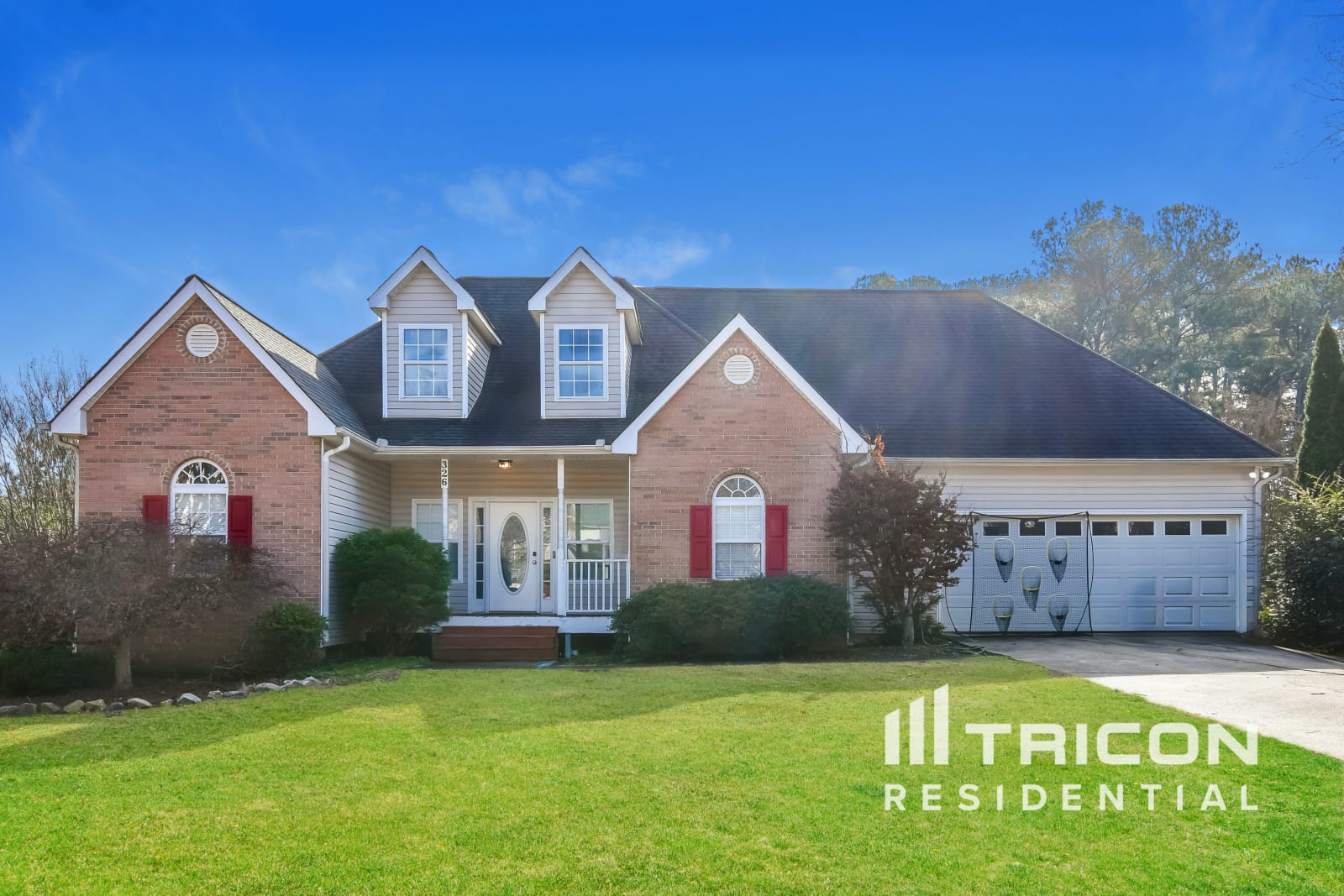 326 Henderson Lake Drive Loganville GA