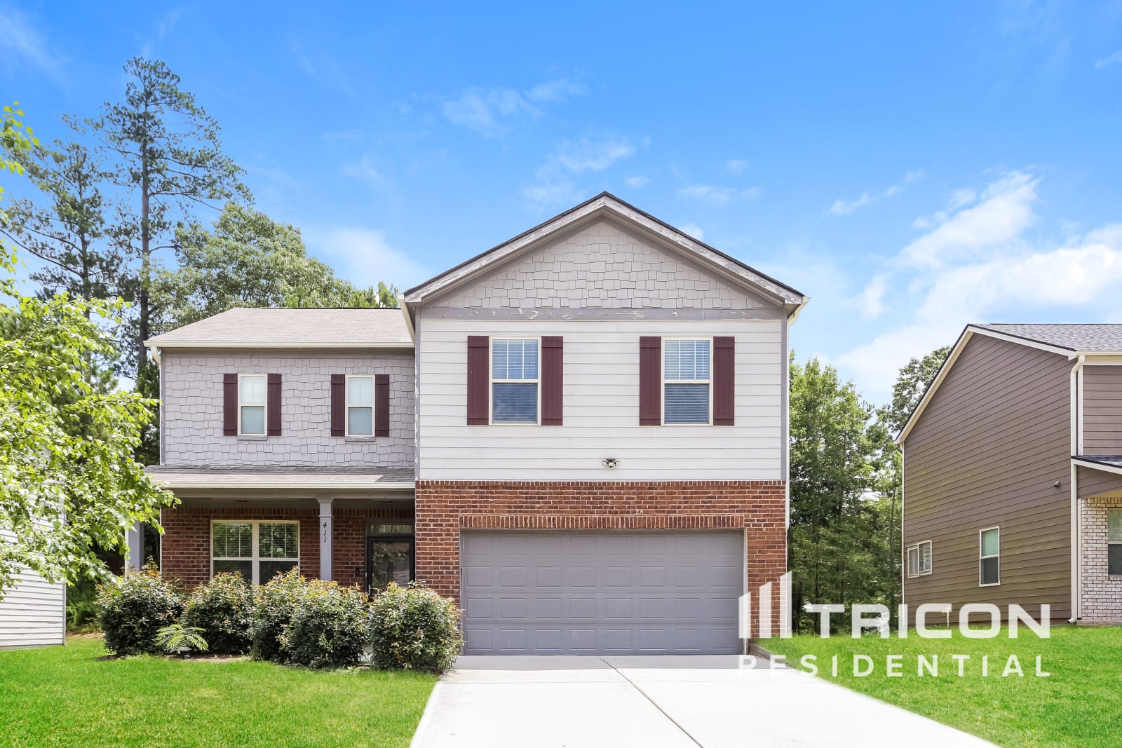 411 Lake Ridge Ln Fairburn GA