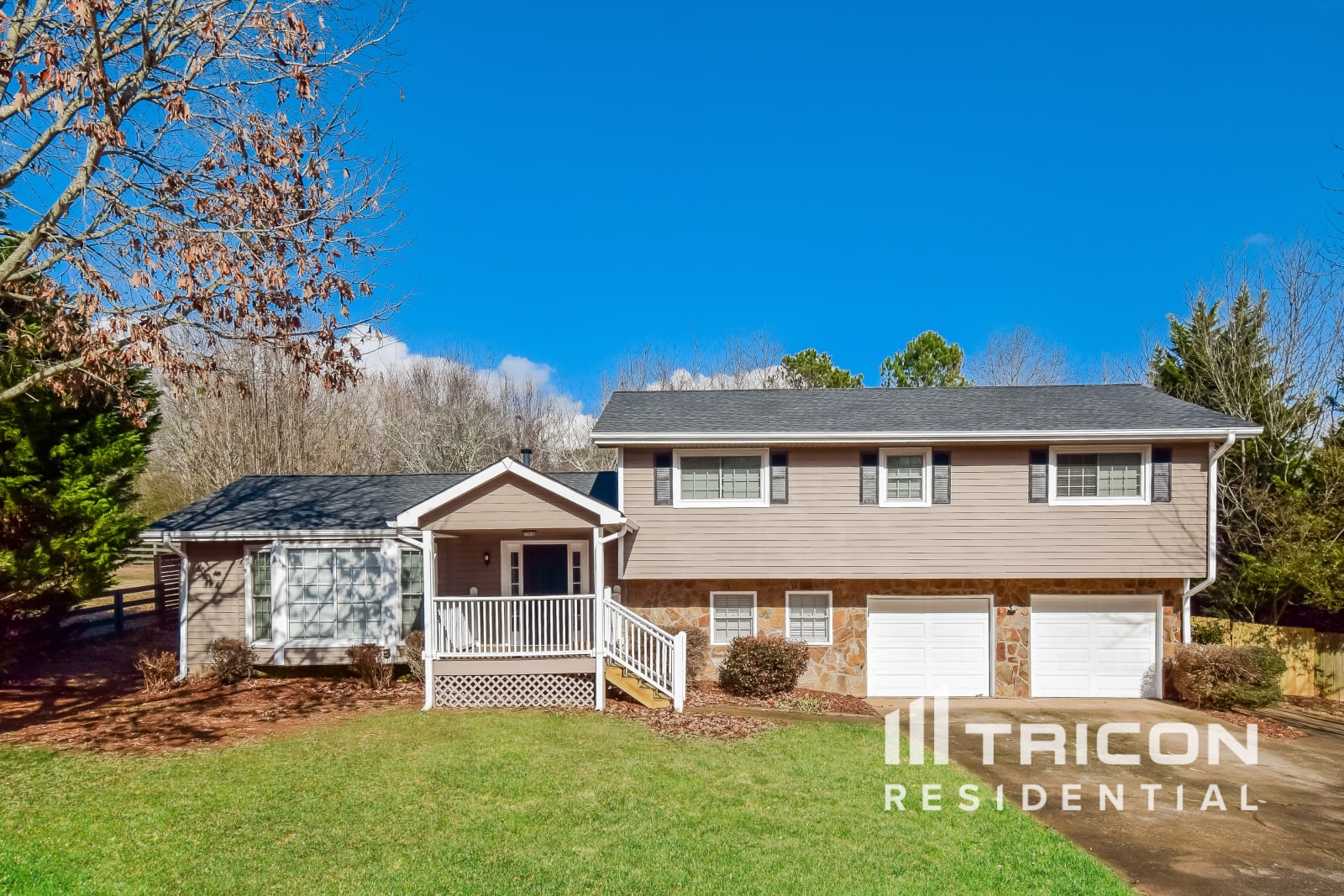 425 Monivea Lane Roswell GA