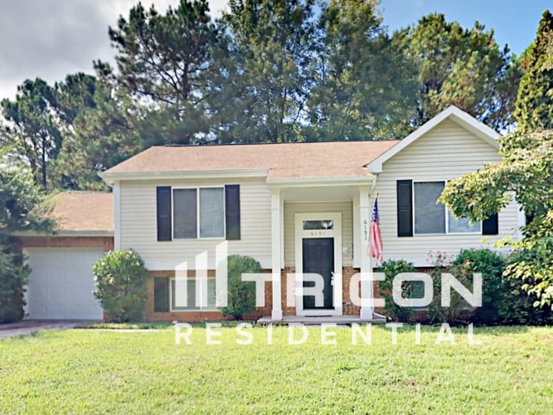 6151 Raintree Bend Lithonia GA