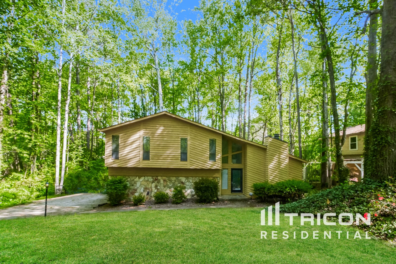 628 Benson Hurst Drive SW Mableton GA