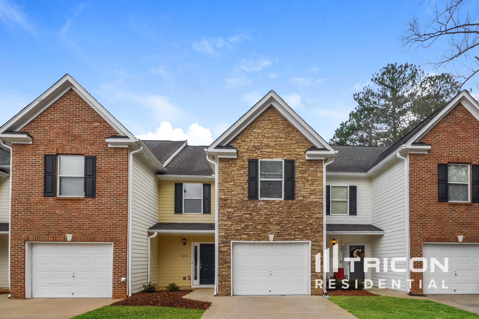 6692 Villa Court Lithonia GA