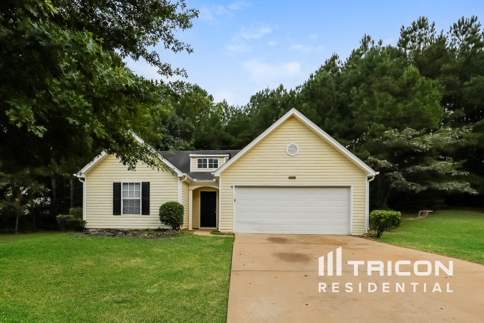6868 Merrywood Drive Fairburn GA