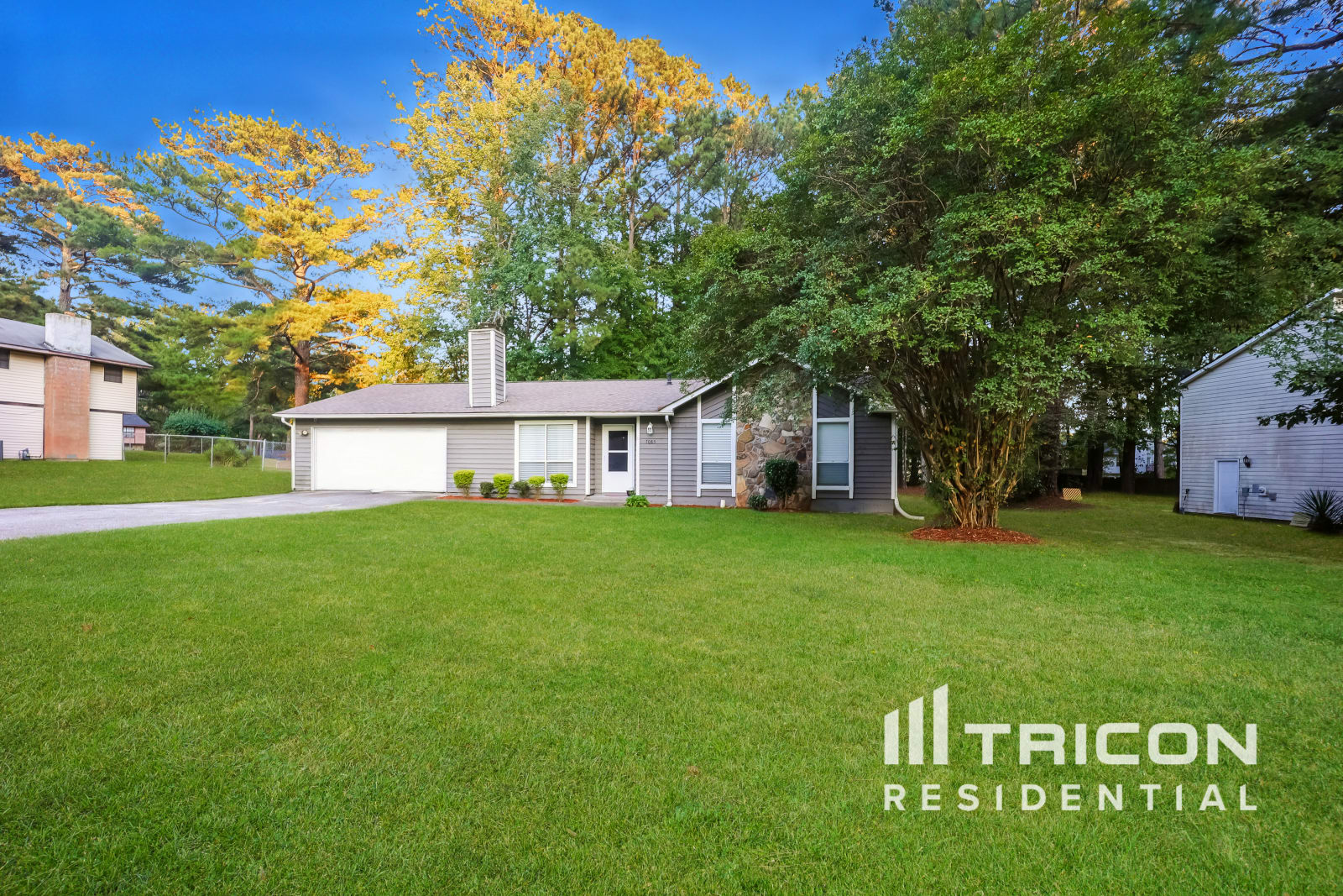 7085 Hania Dr Fairburn GA