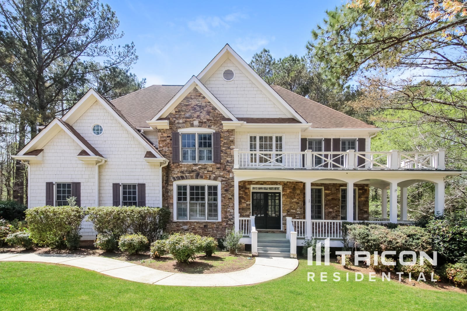 7135 Weybridge Dr Cumming GA