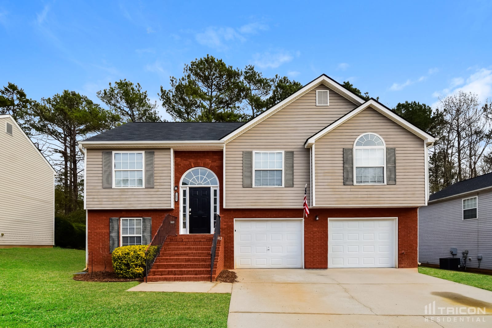 7602 Summit Trail Riverdale GA