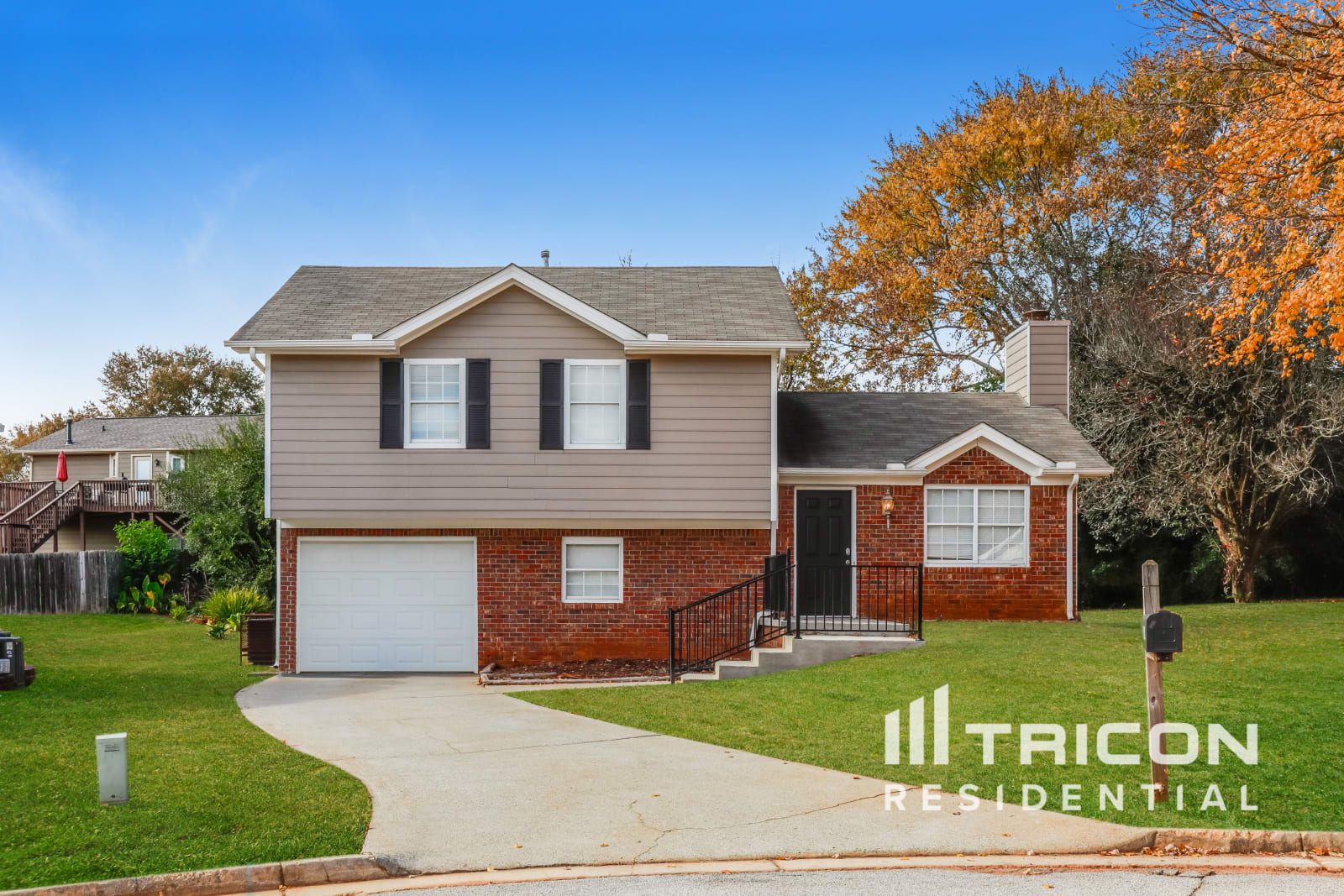 868 Ashwood Crossing Stone Mountain GA