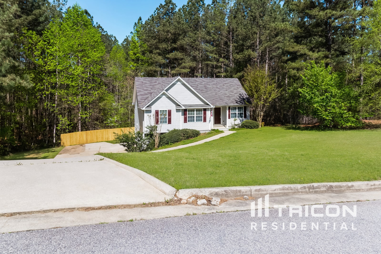 89 Hugh Avenue Dallas GA