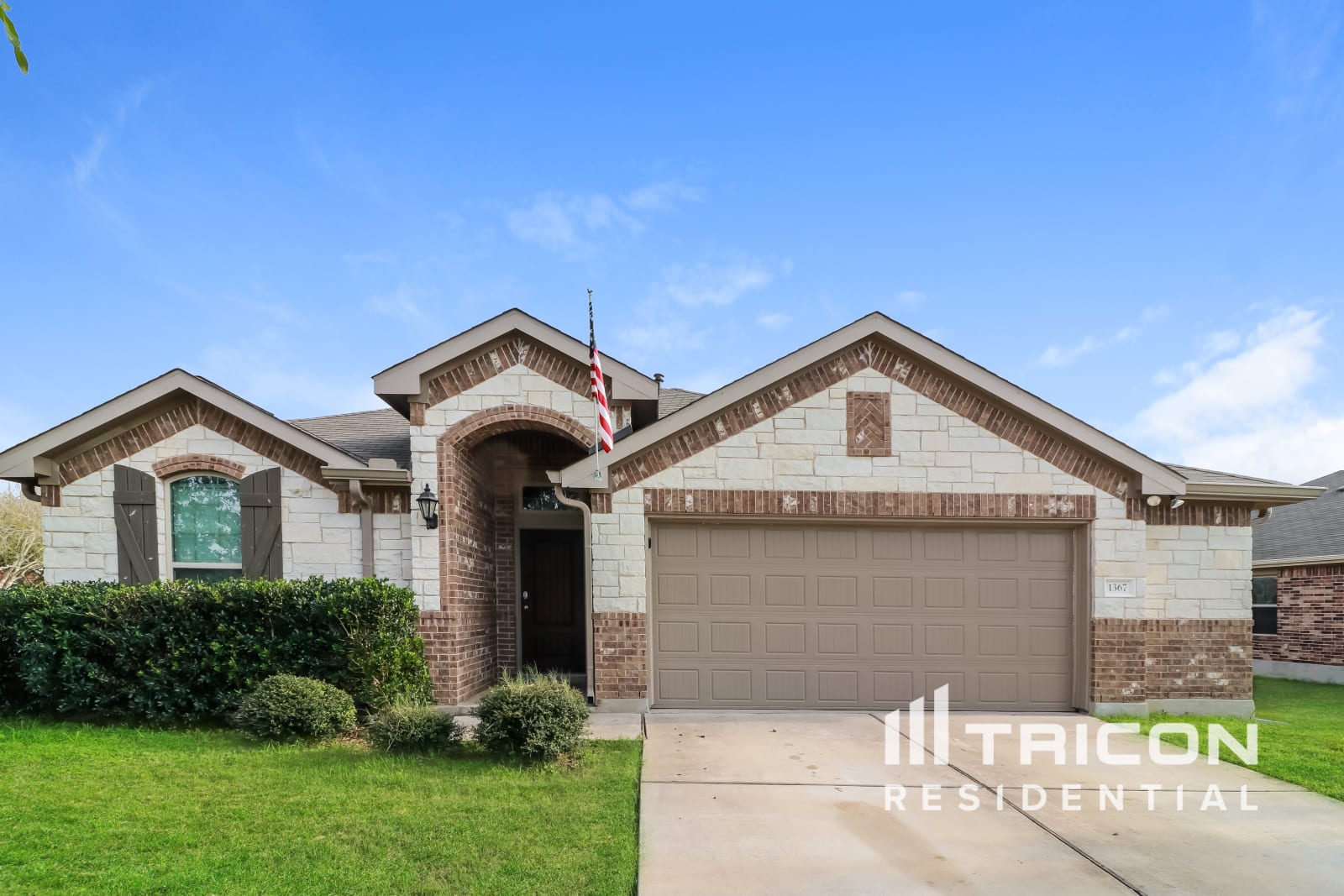 1367 Star Meadow Kyle TX
