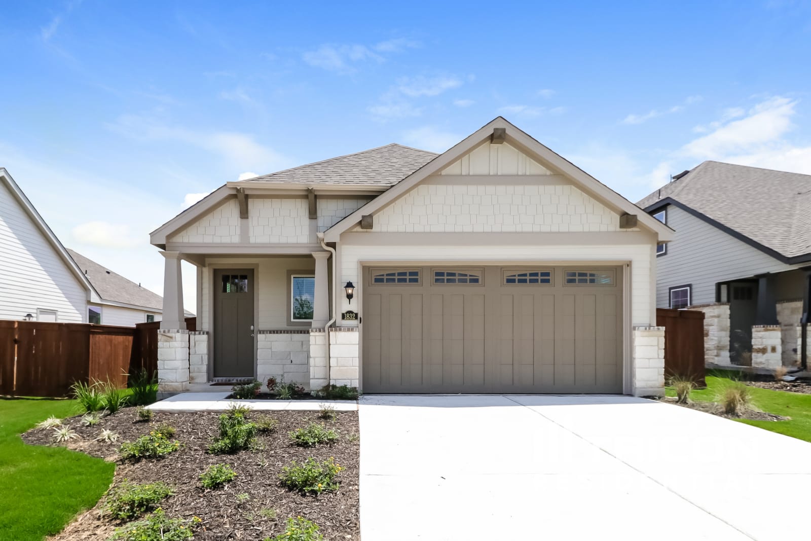 1832 Fleabane Bend Leander TX