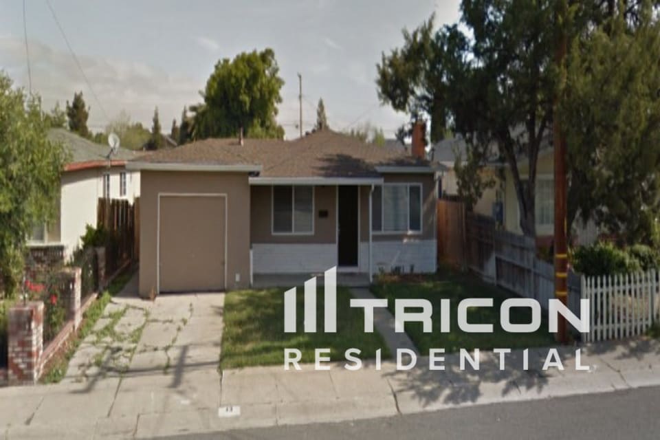 48 W Leland Road Pittsburg CA
