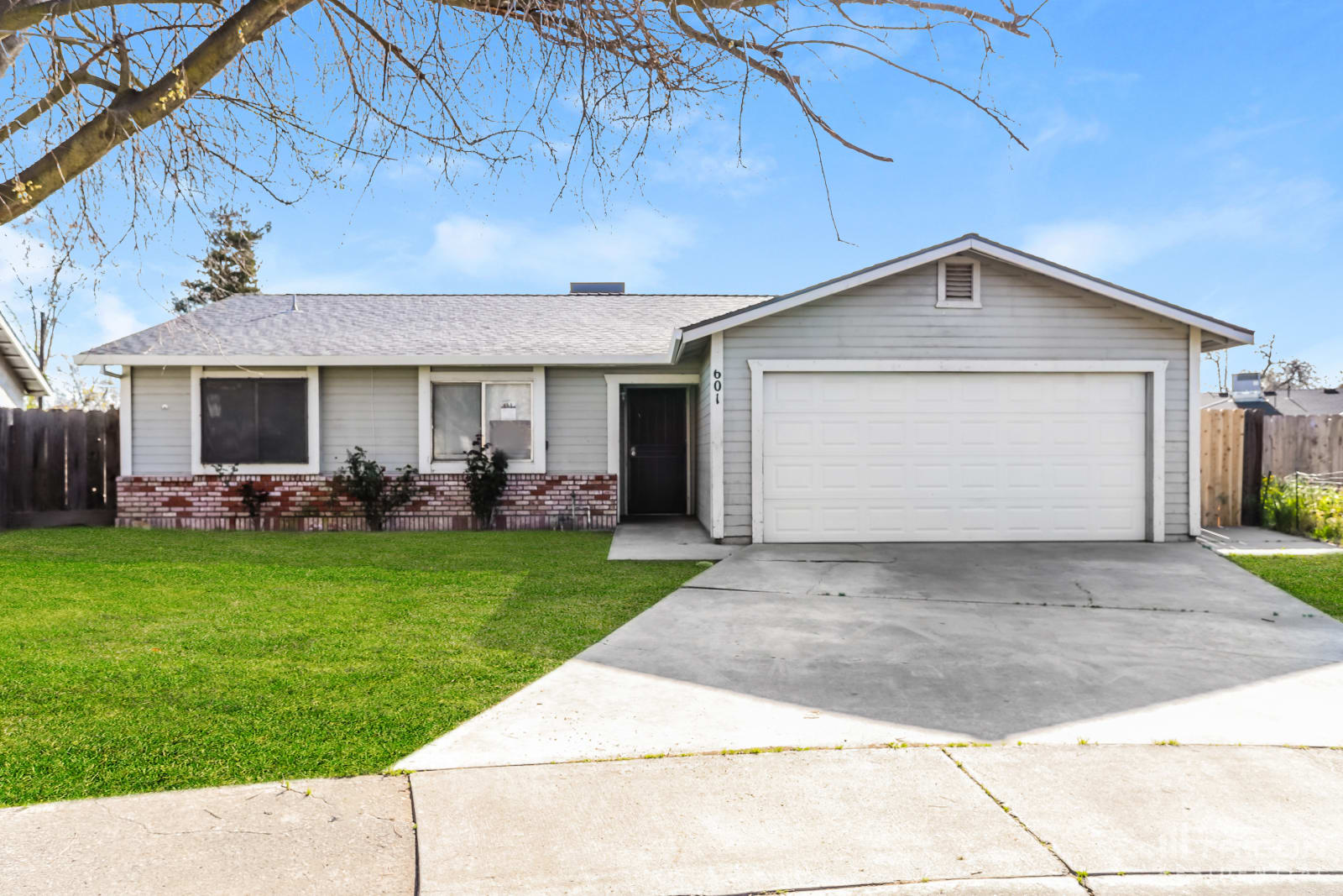 601 Jeelu Way Modesto CA
