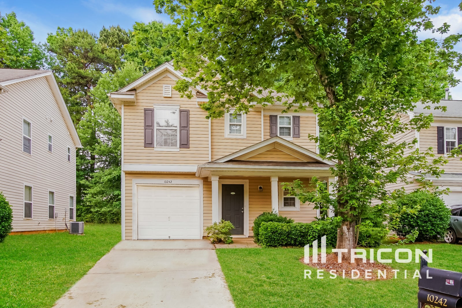 10242 Hugue Way Charlotte NC