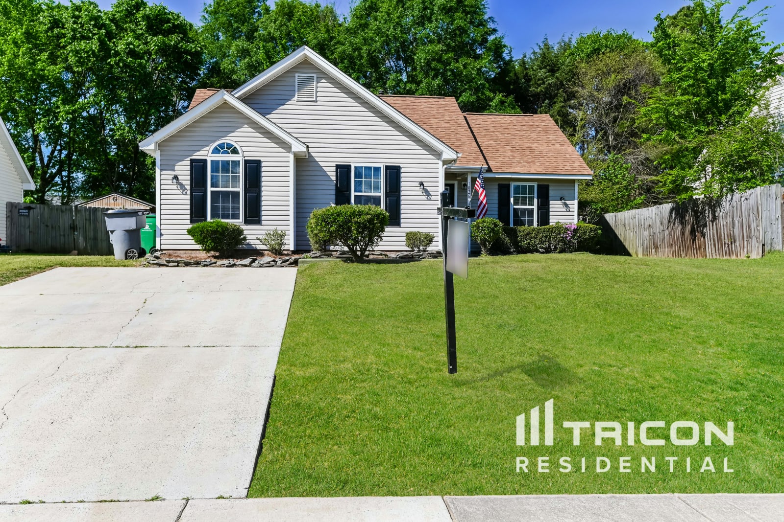 1026 Summit Hills Drive Charlotte NC