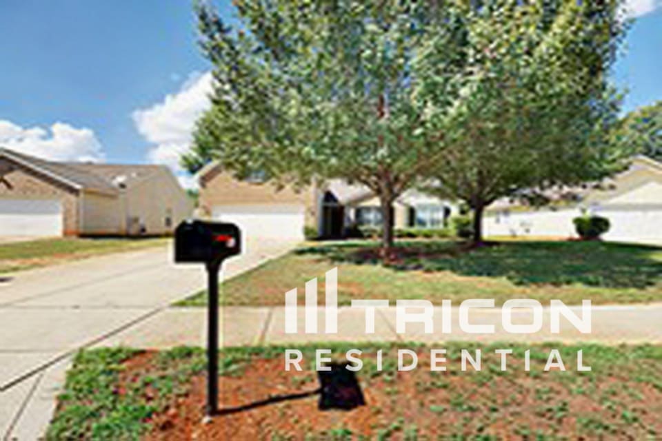 11007 Sandboar Street Charlotte NC