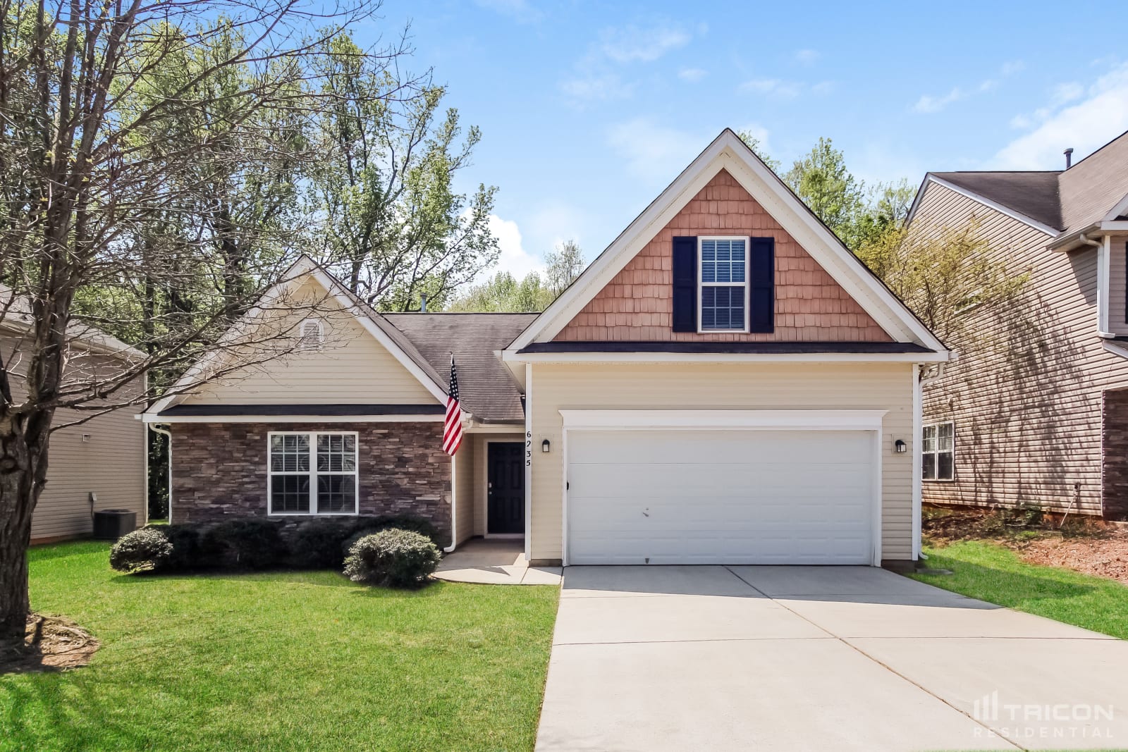6235 Leslie Drive Charlotte NC