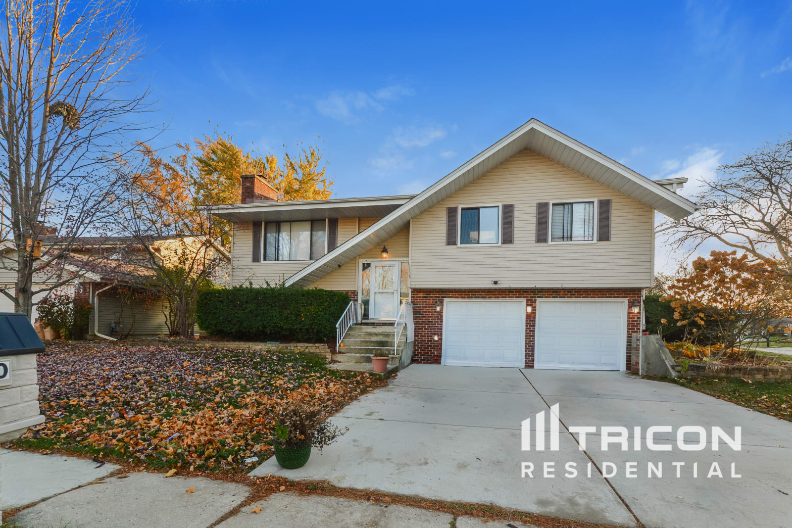 1130 Pinehurst Ln. Schaumburg IL