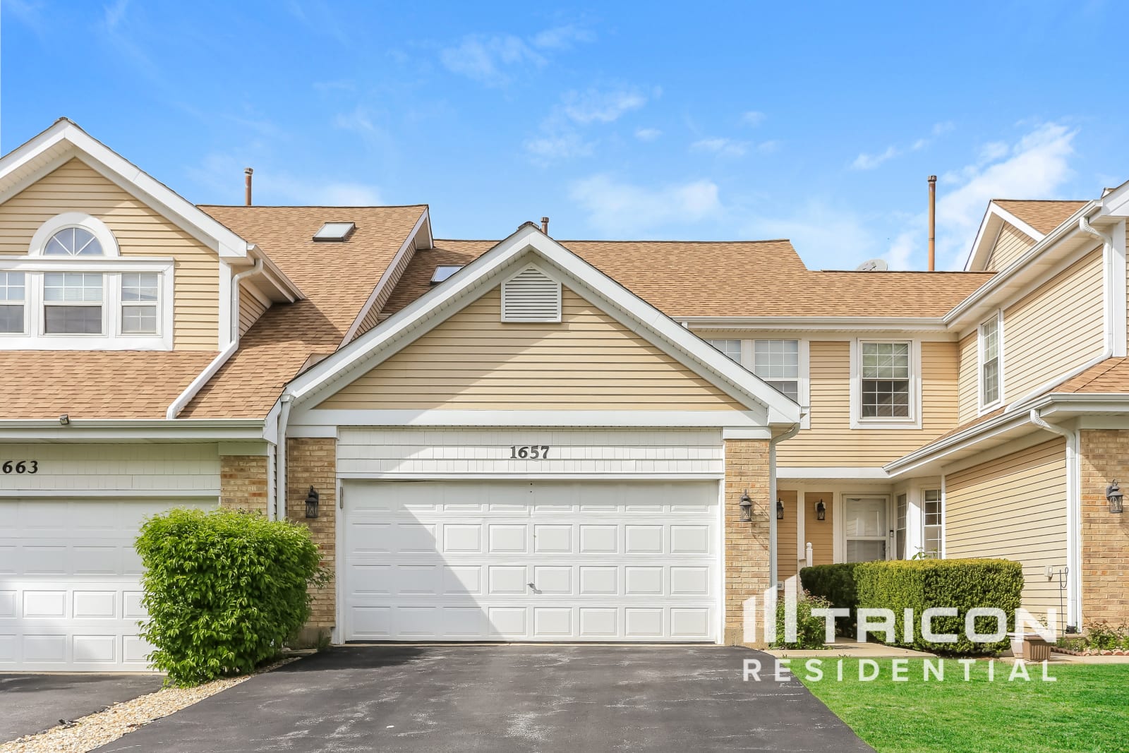 1657 Saint Ann Drive Hanover Park IL