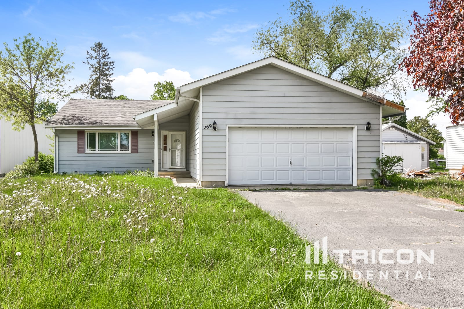269 E. Grove Avenue Hampshire IL