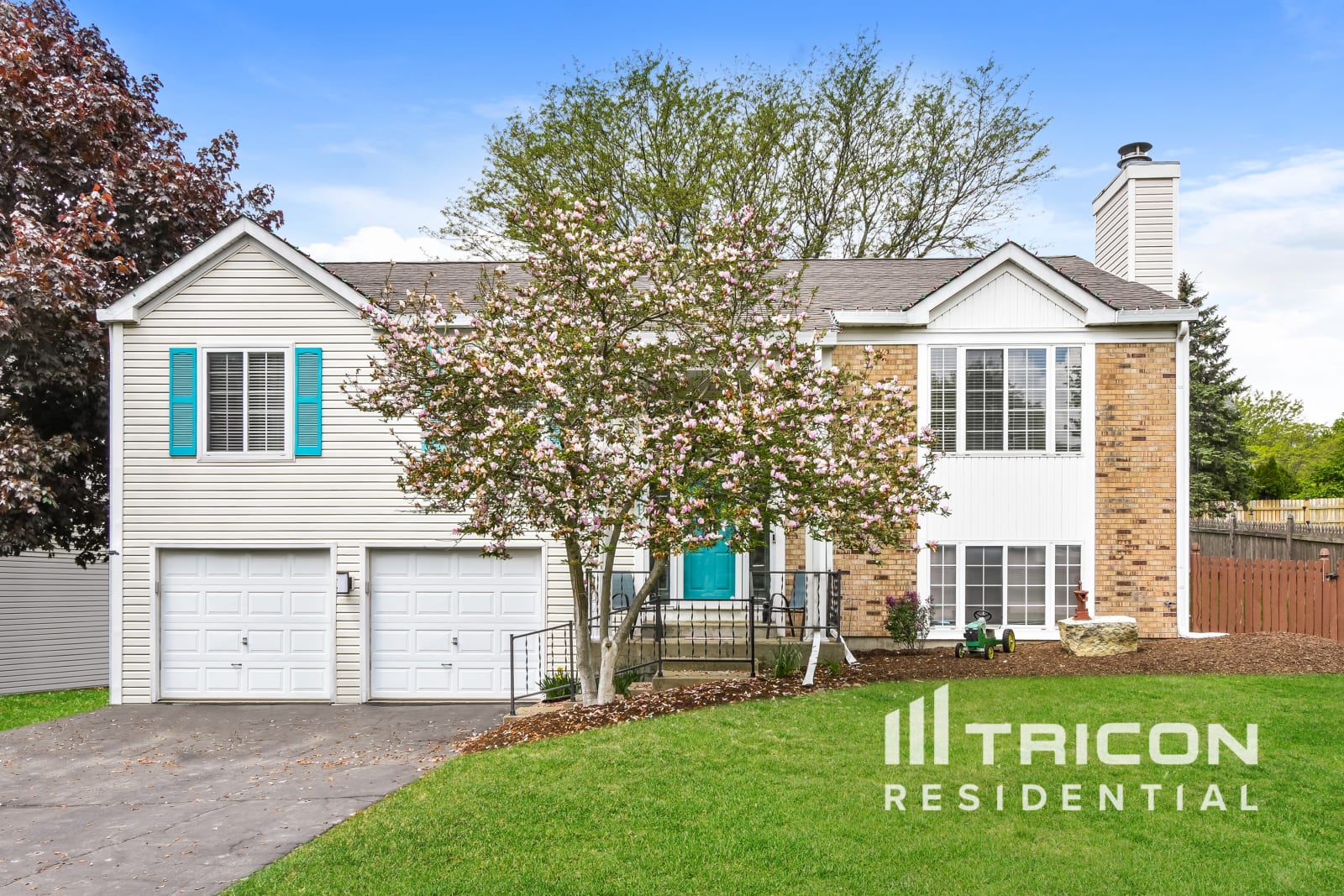 310 Briarwood Lane Algonquin IL