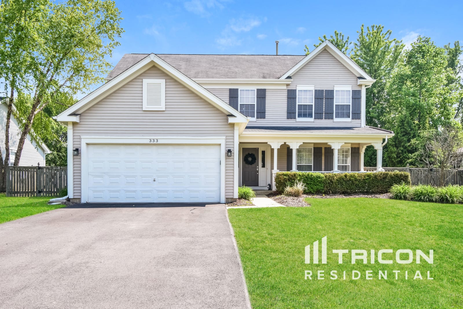 333 Talismon Dr Crystal Lake IL