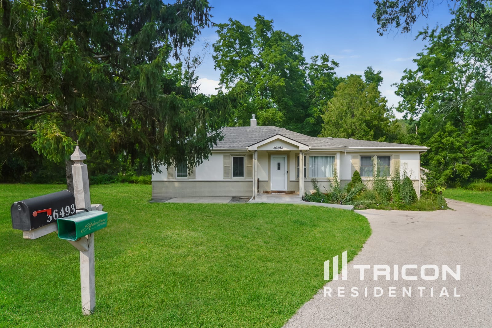 36493 N Hawthorne Lane Ingleside IL
