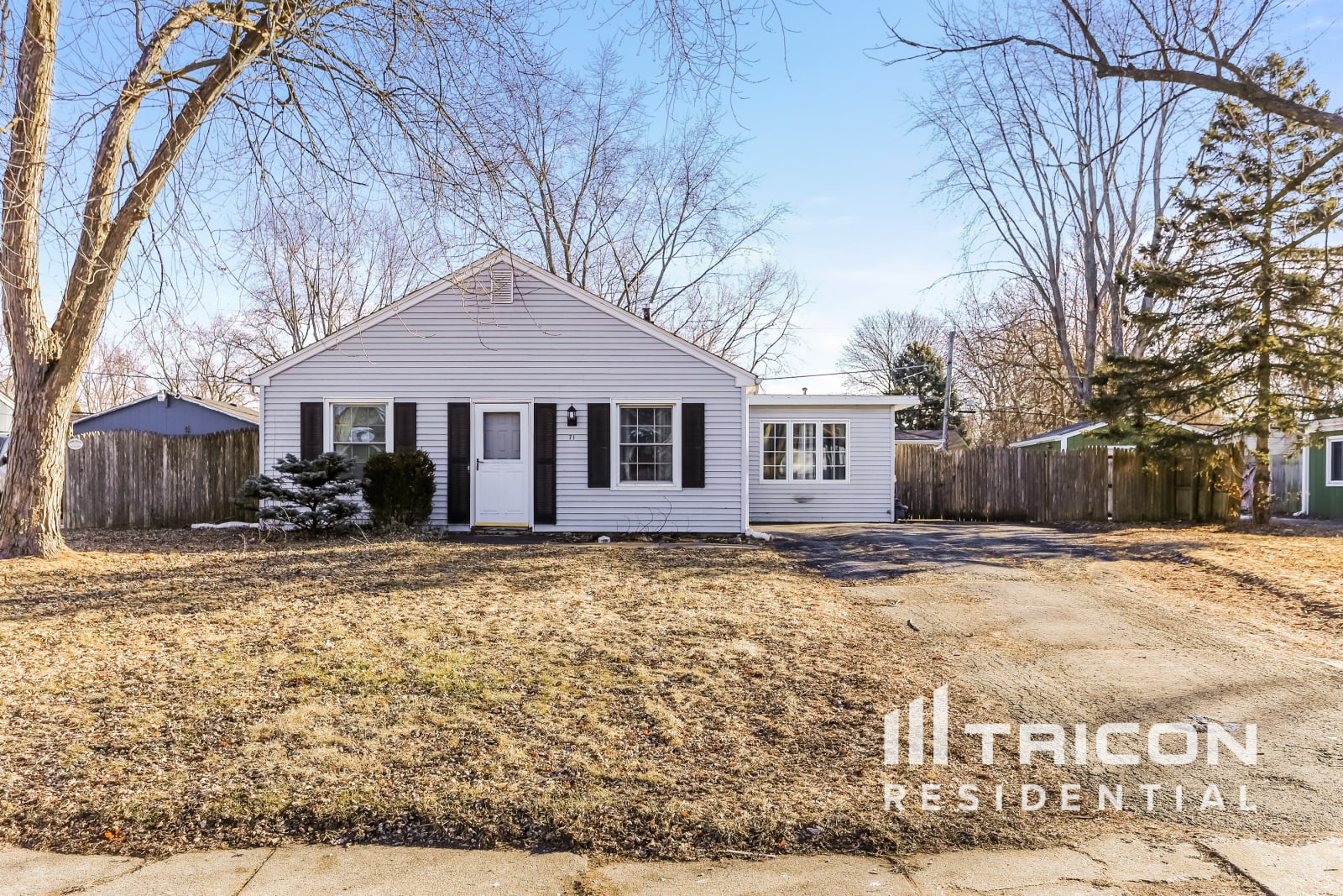 71 Amesbury Rd Montgomery IL