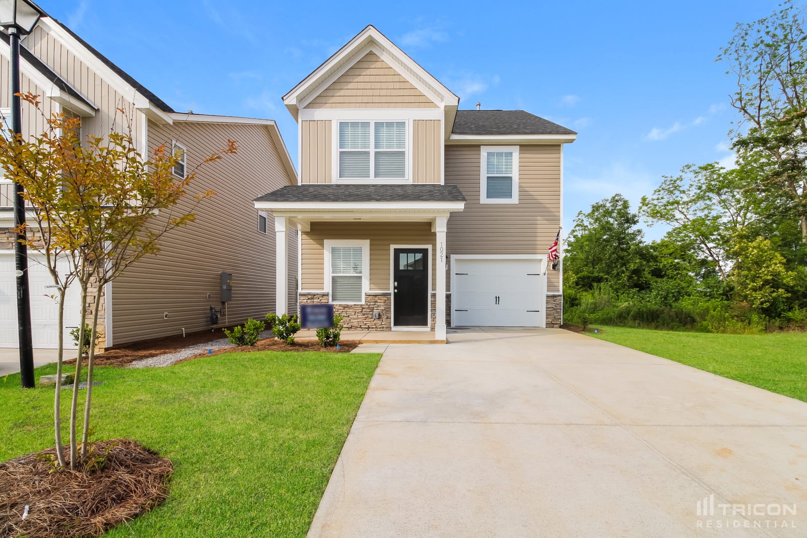 1021 Crescent Moon Loop Hopkins SC